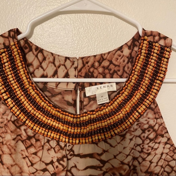 Kenar Top Flowy Reptile Snake Tribal Beaded Scoop Sleeveless Peachy Coral Sz M - Picture 2 of 7